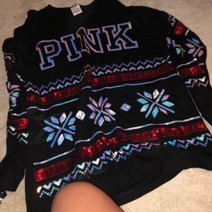 vs pink Christmas long sleeve